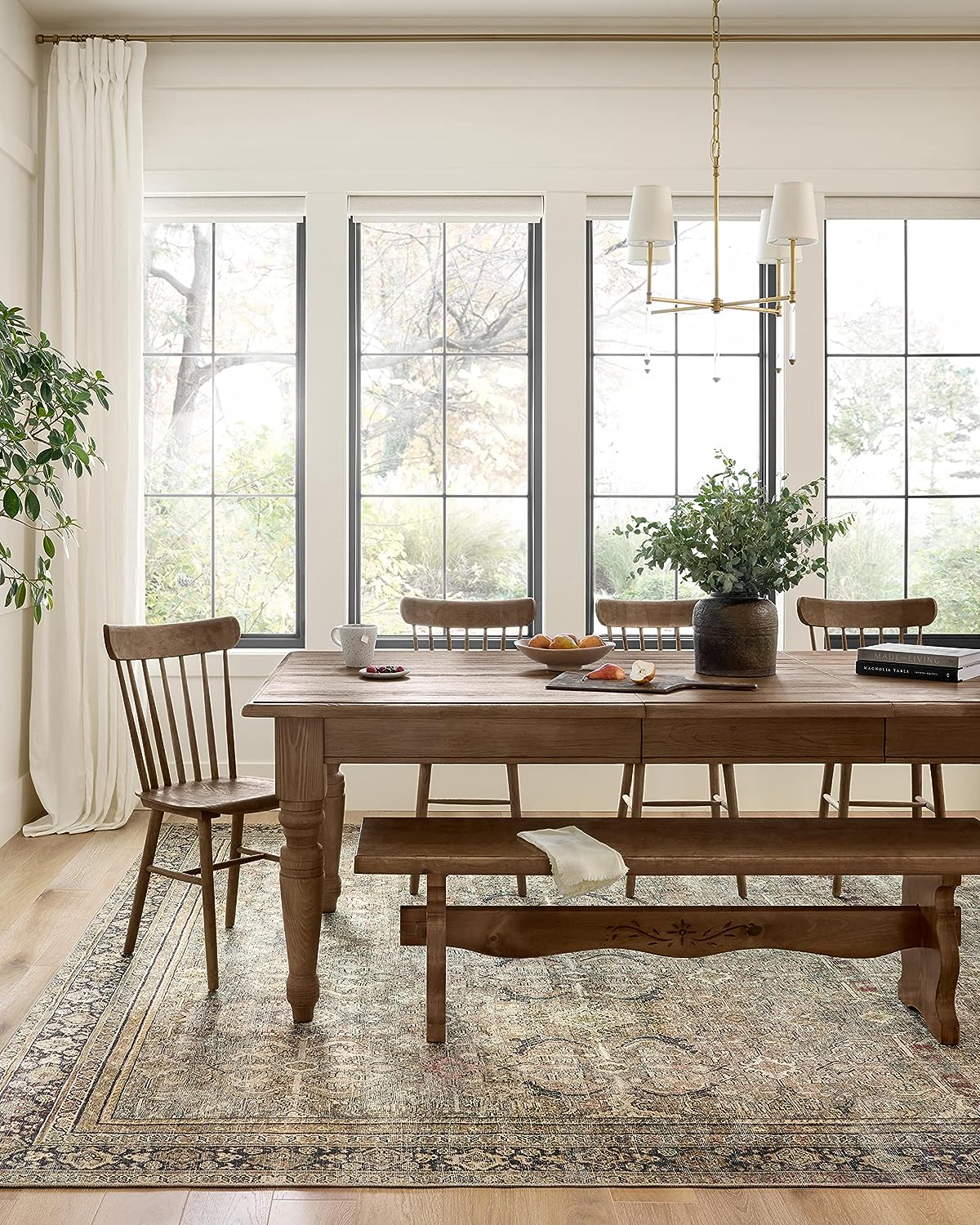 cozy-dining-room-rug
