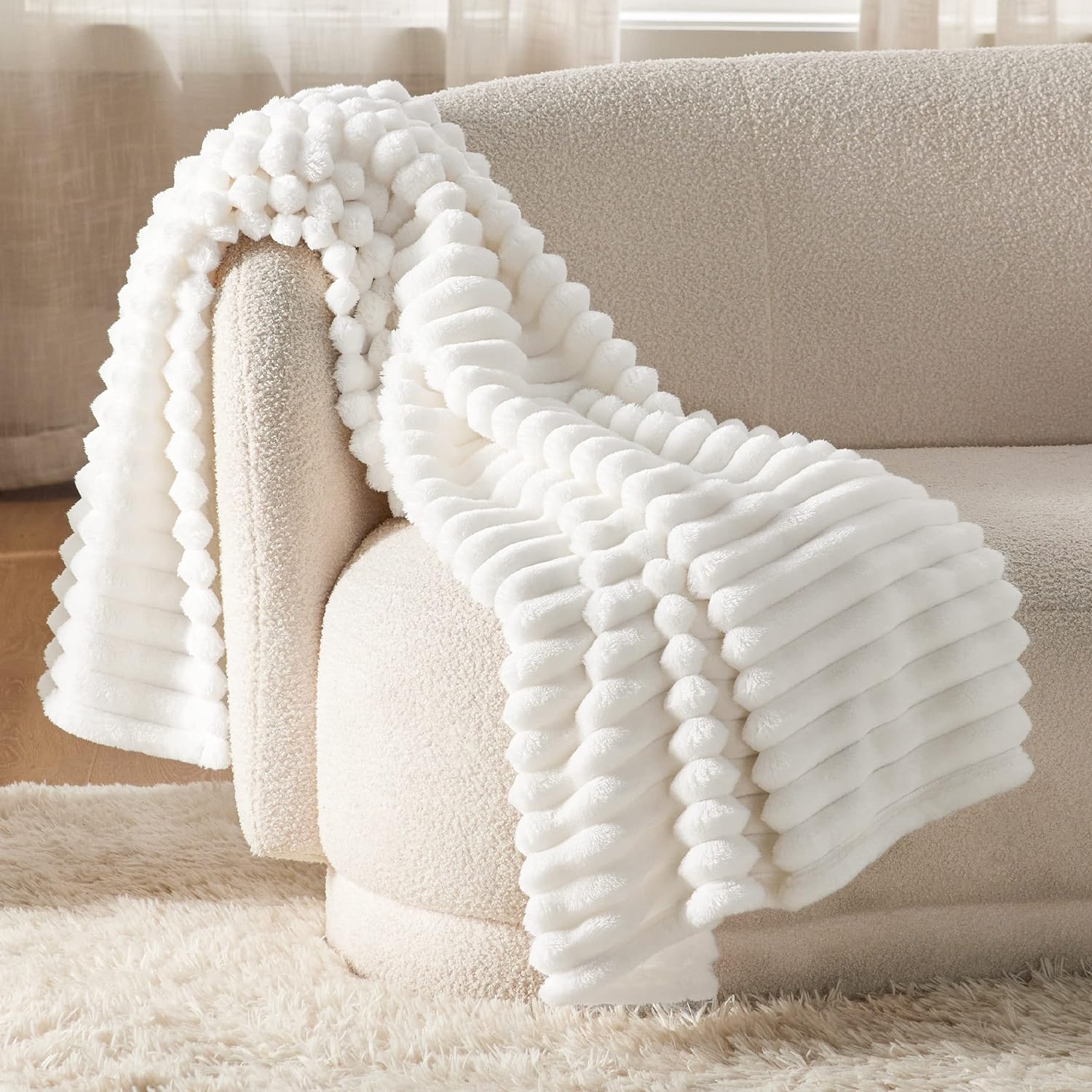 cozy-white-throw-blanket