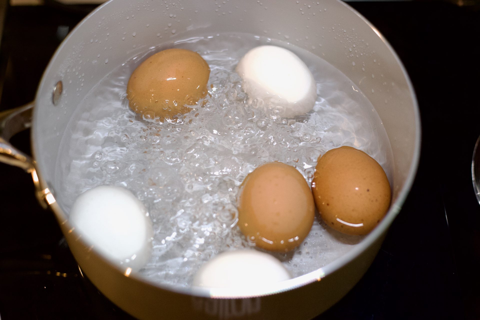 hard-boiled-eggs-cooking-in-boiling-water